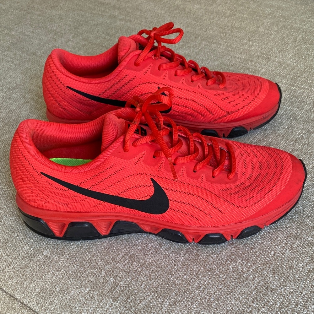 Nike Tailwind 6 (Mens)